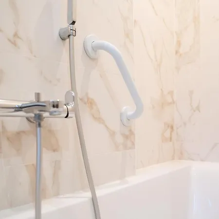 10 Min To Duomo New Chic Apt, 20 Min To Linate Apartment *